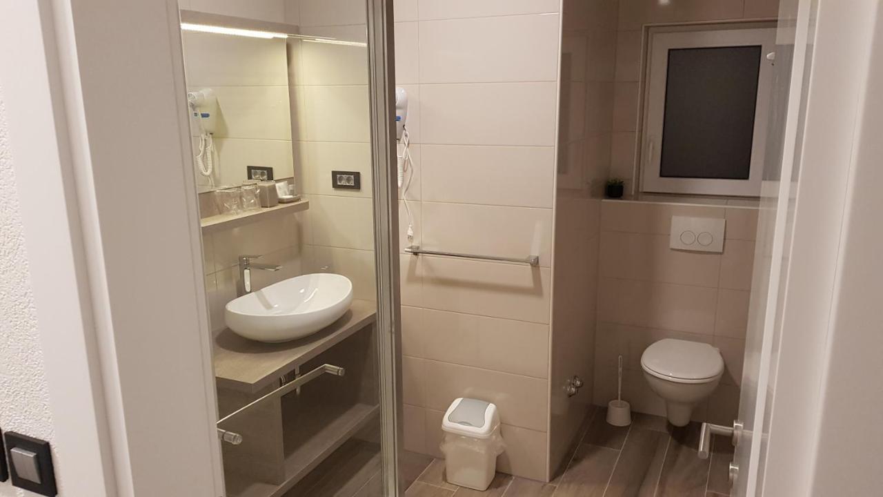 Premium Appartments Suha Punta Kampor エクステリア 写真