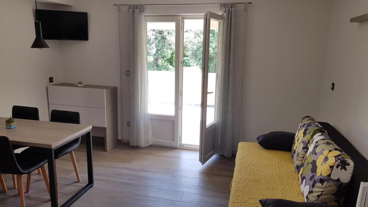 Premium Appartments Suha Punta Kampor エクステリア 写真